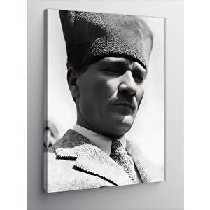 Kanvas Tablo Mustafa Kemal Atatürk Siyah Beyaz 70x100 cm