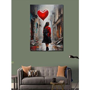 Kanvas Tablo Kalp Şeklinde Balonlu Kız 100x140 cm