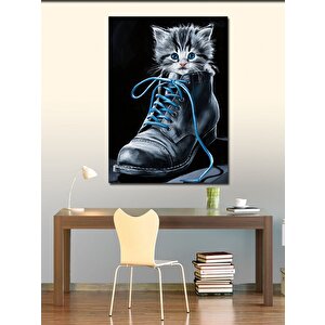 Kanvas Tablo Ayakkabı Ve Yavru Kedi 50x70 cm