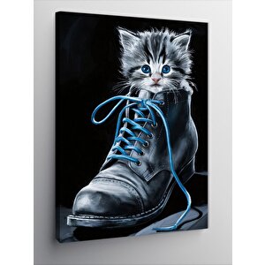 Kanvas Tablo Ayakkabı Ve Yavru Kedi 100x140 cm