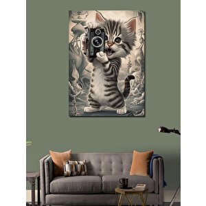 Kanvas Tablo Fotoğraf Çeken Gülen Kedi 70x100 cm