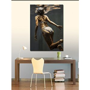 Kanvas Tablo Denizde Yüzen Kadın 100x140 cm