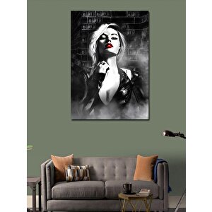 Kanvas Tablo Kırmızı Rujlu Siyah Elbiseli Kadın 100x140 cm
