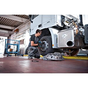 Professional Gds 18v-1000 Akülü Somun Sıkma (akü Ve Şarj Cihazı Dahil Değildir) - 06019j8300