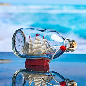 Dekoratif Şişe İçerisinde Işıklı Yelkenli Gemi Büyük Boy, 18 cm Büyük