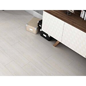 Natura Line Derzli Laminat Parke 8 Mm Nil + 6cm Süpürgelik + 3mm Kapron Takım