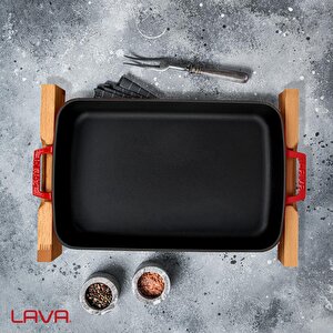 Lava Döküm Dikdörtgen Rosto Ve Fırın Tepsisi Kayın Servis Ahşabı Döküm Demir Yekpare Çift Kulplu Ölçü 26x40cm.