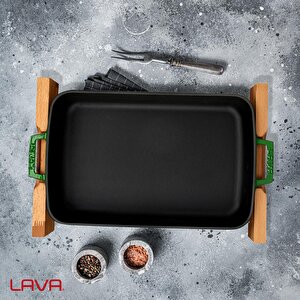 Lava Döküm Dikdörtgen Rosto Ve Fırın Tepsisi Kayın Servis Ahşabı Döküm Demir Yekpare Çift Kulplu Ölçü 26x40cm.