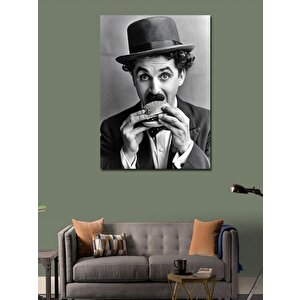 Kanvas Tablo Charlie Chaplin Hamburger Yiyor 100x140 cm