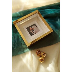 25x25 Cm Fotoğraf Bölümlü Gold Kaplı Verda Anı Çerçevesi-6 Cm Derinlikli Anı Çerçevesi