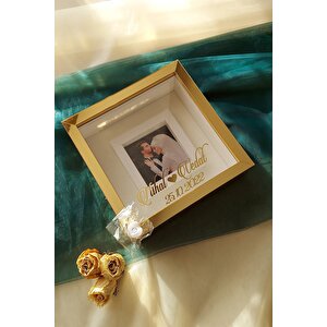 Ledli 25x25 Cm Fotoğraf Bölümlü Gold Pleksi Kaplı Verda Anı Çerçevesi-6 Cm Derinlikli Anı Çerçevesi
