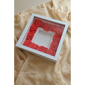 Güllü Anı Çerçevesi! 25x25 Cm 12 Gülü Ile Beraber Fotoğraf Bölümlü Anı Çerçevesi!