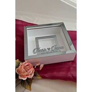 25x25 Cm Fotoğraf Bölümlü Anı Çerçevesi-6 Cm Derinlikli Anı Çerçevesi-isim Ve Tarih Hediye!beyaz-füme
