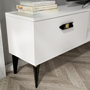 Plus Tv Üni̇tesi̇ Takımı Beyaz-beyaz Beyaz