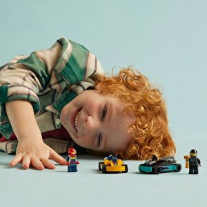 Lego City 60400 Go-kartlar Ve Yarış Sürücüleri (99 Parça)