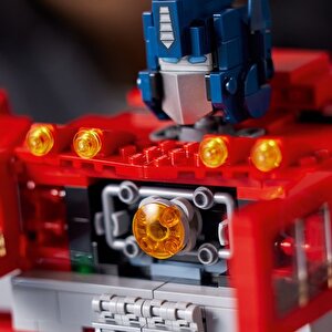 Lego Icons 10302 Optimus Prime (1508 Parça)