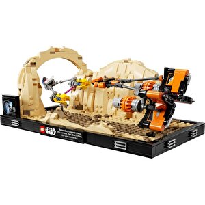 Star Wars 75380  Mos Espa Pod Yarışı Dioraması (718 Parça)