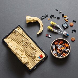 Lego Star Wars 75380  Mos Espa Pod Yarışı Dioraması (718 Parça)