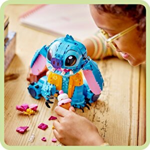 Lego Disney 43249 Stiç (730 Parça)