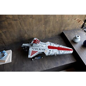 Lego Star Wars 75367 Venator Sınıfı Cumhuriyet Saldırı Kruvazörü (5374 Parça)