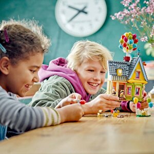 Lego Disney 43217 Pixar ‘yukarı Bak’ Evi (598 Parça)