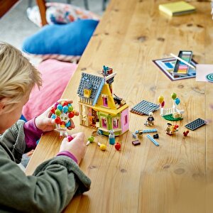 Lego Disney 43217 Pixar ‘yukarı Bak’ Evi (598 Parça)