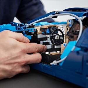 Lego Technic 42083 Bugatti Chiron Araba (3599 Parça)