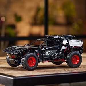 Lego Technic 42160 Audi Rs Q E-tron (914 Parça)