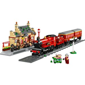 Harry Potter 76423 Hogwarts Ekspresi Ve Hogsmeade Istasyonu (1074 Parça)