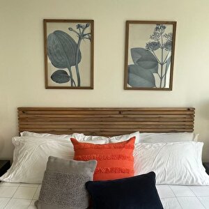 Ahşap Yatak Başlığı Ceviz Renk  %100 Masif Ahşap 160 Cm X 60 Cm + 2 Adet Raf