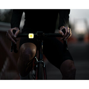 Knog Blinder Square 200 Lm Ip67 Bisiklet Ön Far Aydınlatma