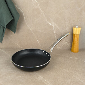 Maxi Tava 24 Cm