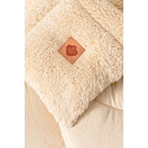 Çift Kişilik Peluş Yorgan Krem 195x215
