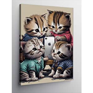 Kanvas Tablo Telefon Ve Yavru Kediler