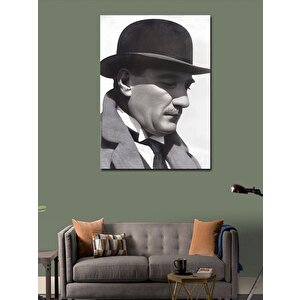 Kanvas Tablo Fötr Şapkalı Mustafa Kemal Atatürk
