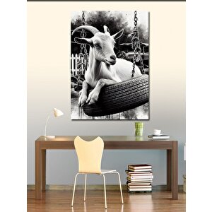 Kanvas Tablo Salıncakta Sallanan Keçi 70x100 cm