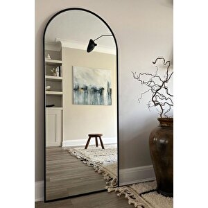 Siyah Metal Çerçeveli Oval Ayaklı Boy Aynası 180 X 60 Cm