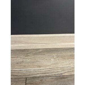 8 Cm Kireçli Dişbudak Parke Süpürgelik