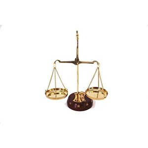 Terazi Ahşap 20gr Dekoratif Ahşap Ve Pirinçten Hediyelik