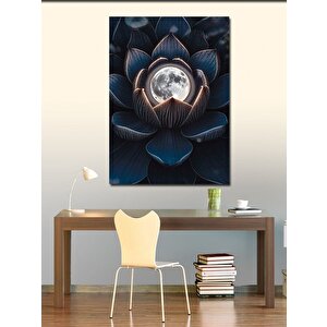 Kanvas Tablo Boya Yapan Sevimli Çocuk Ve Ay 70x100 cm