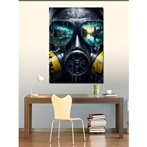 Kanvas Tablo Gaz Maskeli Adam Ve Deniz 70x100 cm
