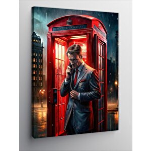 Kanvas Tablo Telefon Kulübesindeki Adam 70x100 cm