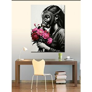 Kanvas Tablo Gaz Maskeli Kadın Ve Çiçek 100x140 cm