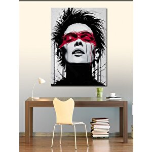 Kanvas Tablo Kırmızı Maskeli Kadın 50x70 cm