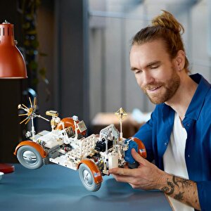 Lego Technic 42182 Nasa Apollo Ay Taşıtı # Lrv - Yetişkinler Için Uzay Aracı Yapım Seti (1913 Parça)
