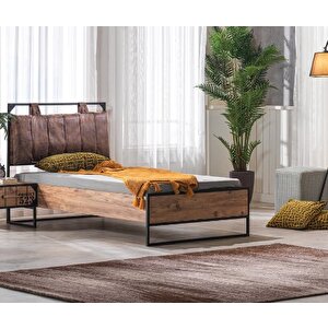 Karyola Ve Komodin 18388 Urlu  Loft Model Metal Yüksek Ayak Eskitme Malzeme İtina Paket