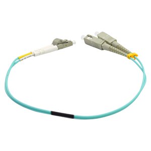 Fi̇ber Patch Cord Sc-lc Mm Duplex 50/125 Om3 0.30 Mt