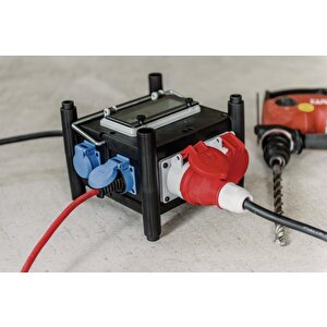 Brennenstuhl Gummi Serisi Sertifikalı Devre Kesicili 2x Cee 400v/16a, 5x 230v/16a Griişli 2 Metre Kablolu Seyyar Güç Dağtıcısı