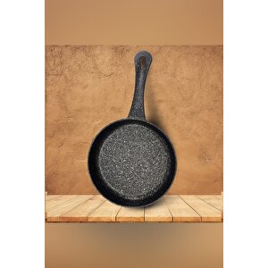 Mutfakça Alüminyum Döküm 22cm Yekpare Kulplu Tava