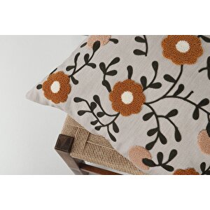 Fulya Desenli Punch Kırlent Kılıfı 43x43
